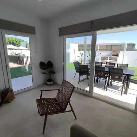 Holiday home Casa Mari Carmen *